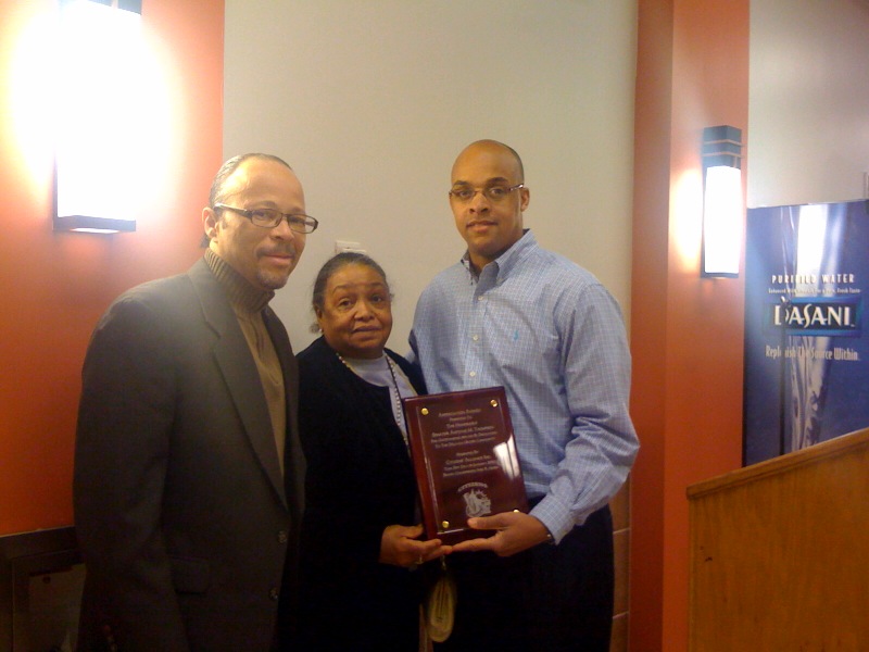 Senator Thompson Receives an Appreciation Award from Citizens Alliance